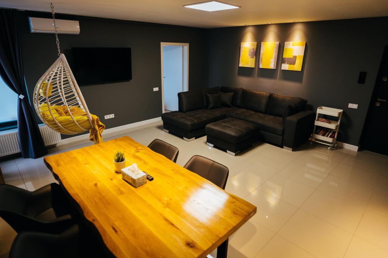Thome Arena Residence คลูจ-นาโปกา ภายนอก รูปภาพ