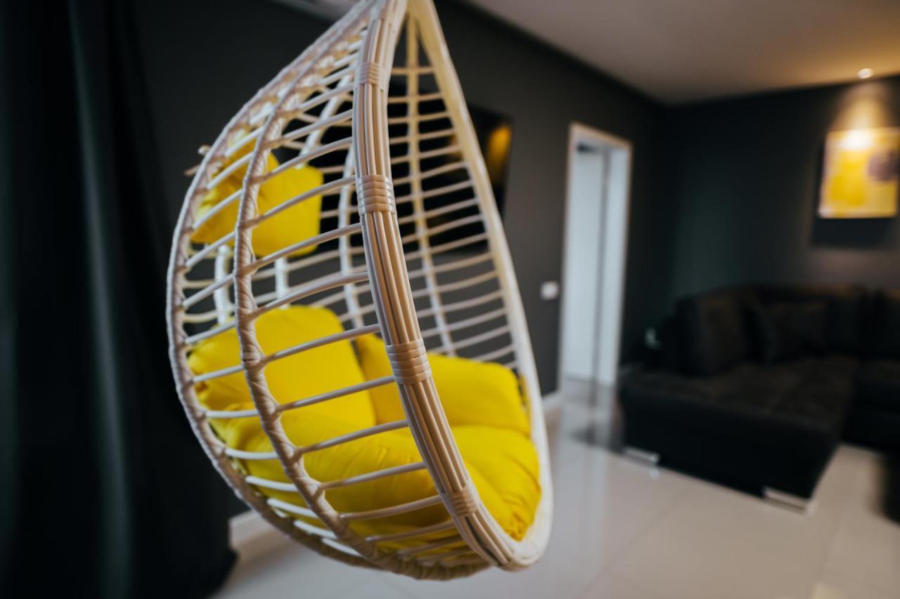 Thome Arena Residence คลูจ-นาโปกา ภายนอก รูปภาพ