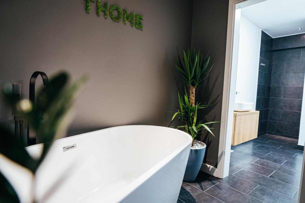 Thome Arena Residence คลูจ-นาโปกา ภายนอก รูปภาพ
